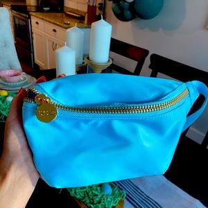 Stony clover lane Fanny Pack